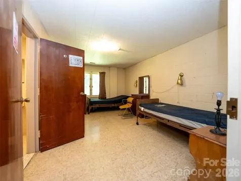 84 Chestnut Park Drive Waynesville NC 28786