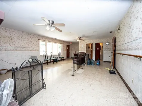 84 Chestnut Park Drive Waynesville NC 28786