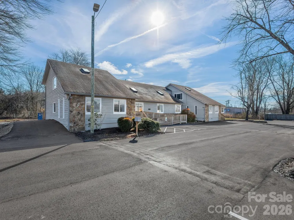 5030 Hendersonville Road Fletcher NC 28732