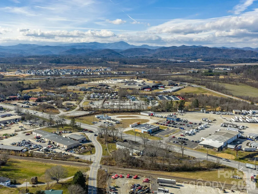 5030 Hendersonville Road Fletcher NC 28732