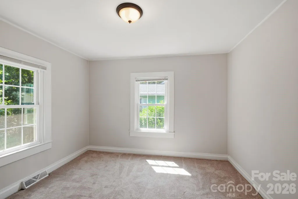 307 Clay Street Belmont NC 28012