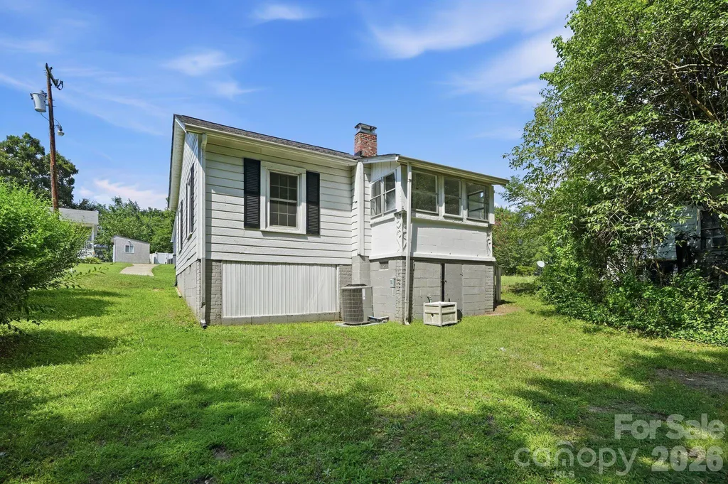 307 Clay Street Belmont NC 28012