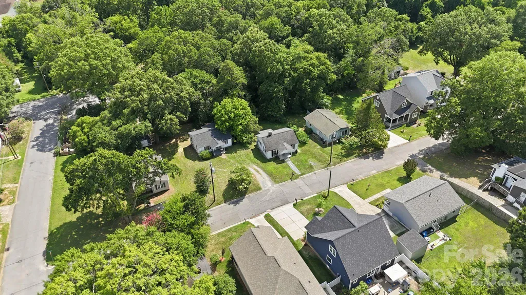 307 Clay Street Belmont NC 28012