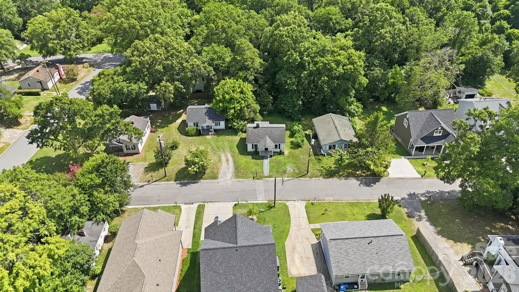 307 Clay Street Belmont NC 28012