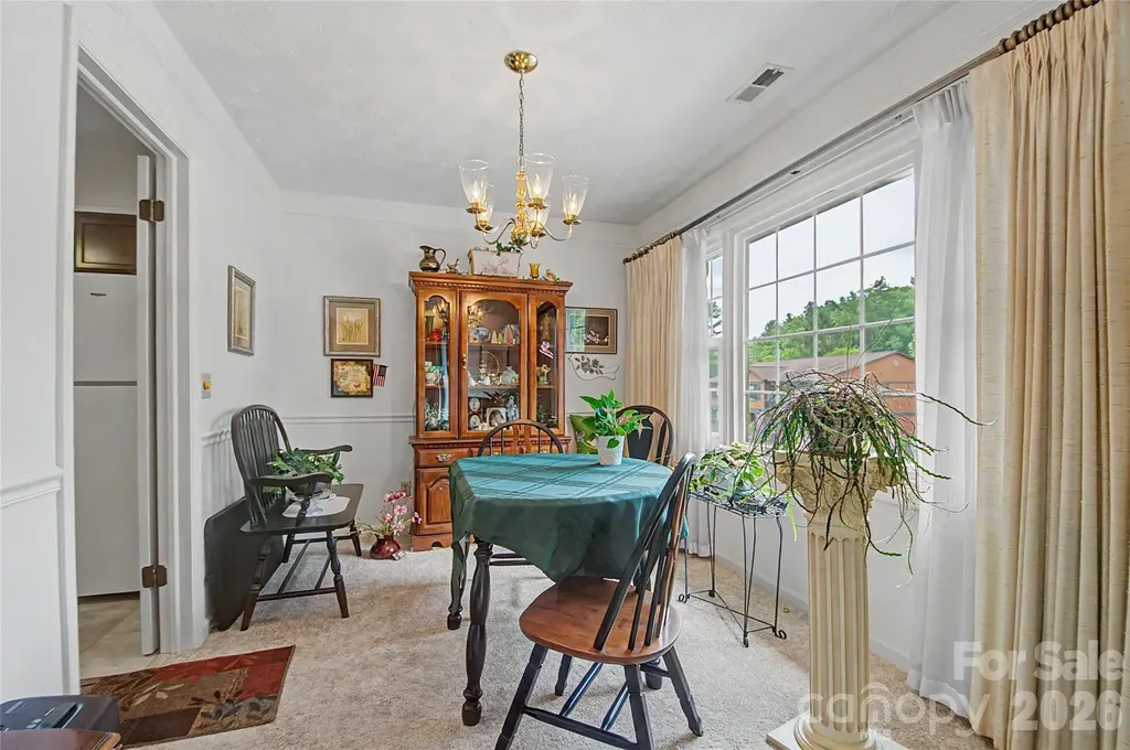 1765 Haywood Manor Road Hendersonville NC 28791