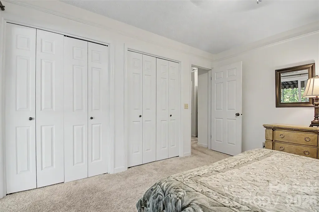 1765 Haywood Manor Road Hendersonville NC 28791