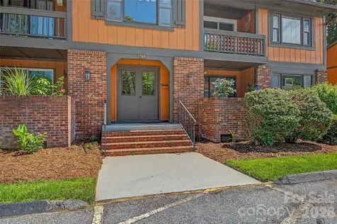 1765 Haywood Manor Road Hendersonville NC 28791