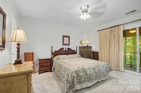 1765 Haywood Manor Road Hendersonville NC 28791