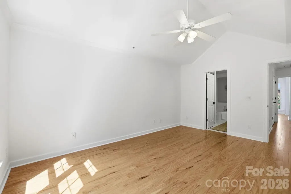 4703 S Hill View Drive Charlotte NC 28210