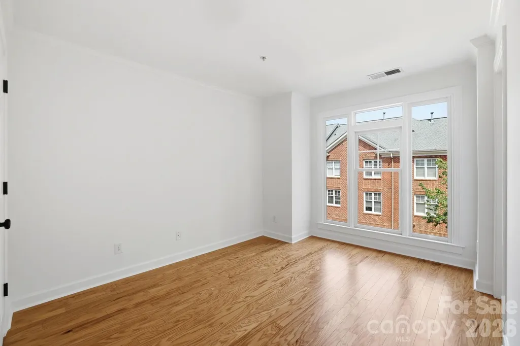 4703 S Hill View Drive Charlotte NC 28210