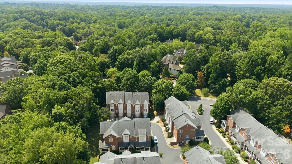 4703 S Hill View Drive Charlotte NC 28210