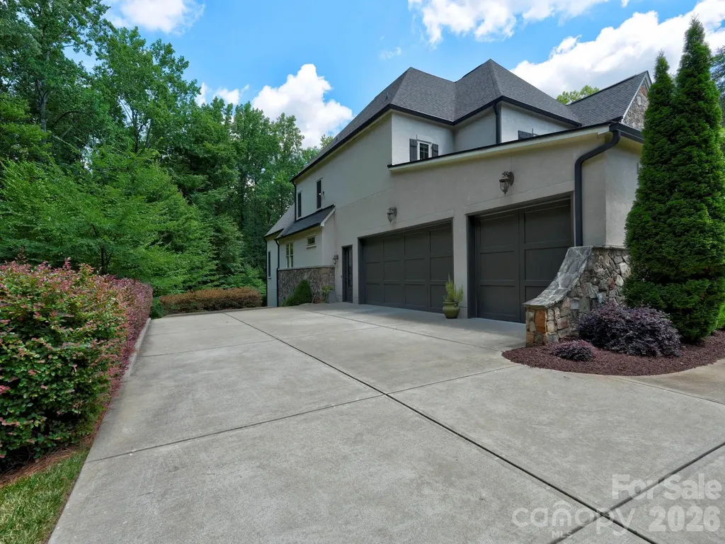 10530 Sweetleaf Place Charlotte NC 28278