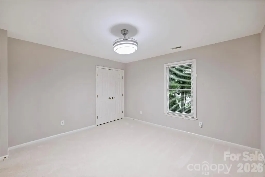 2500 Crescent Knoll Drive Matthews NC 28105