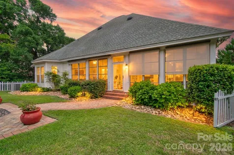 504 Sea Vista Lane North Myrtle Beach SC 29582
