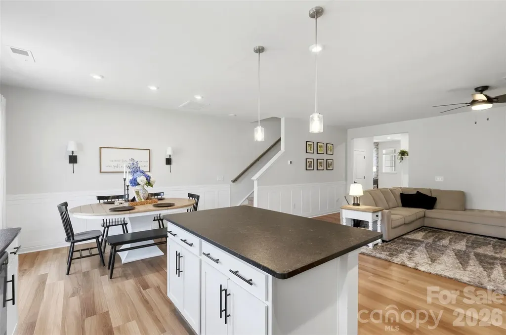 2037 Howell Creek Way Charlotte NC 28215