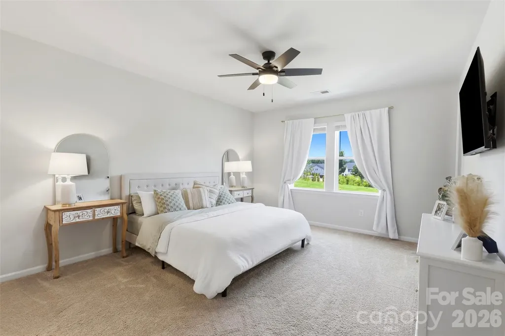 2037 Howell Creek Way Charlotte NC 28215