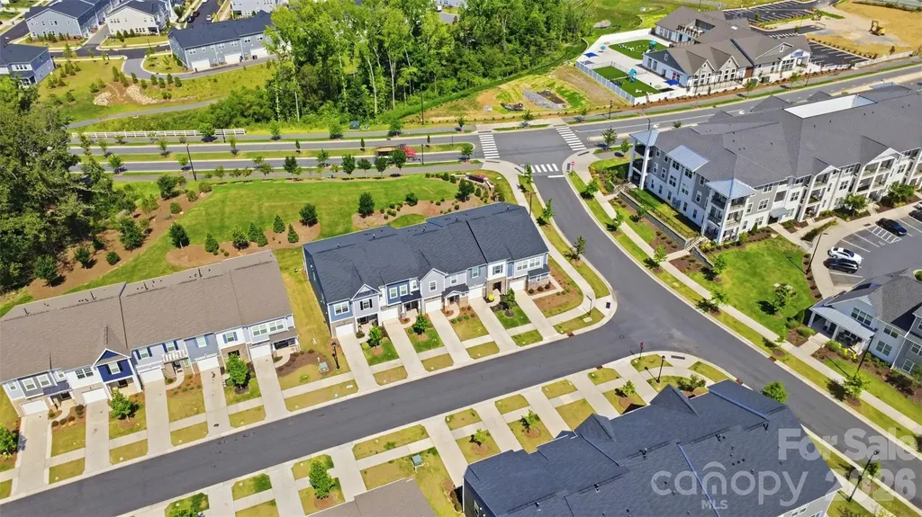 2037 Howell Creek Way Charlotte NC 28215