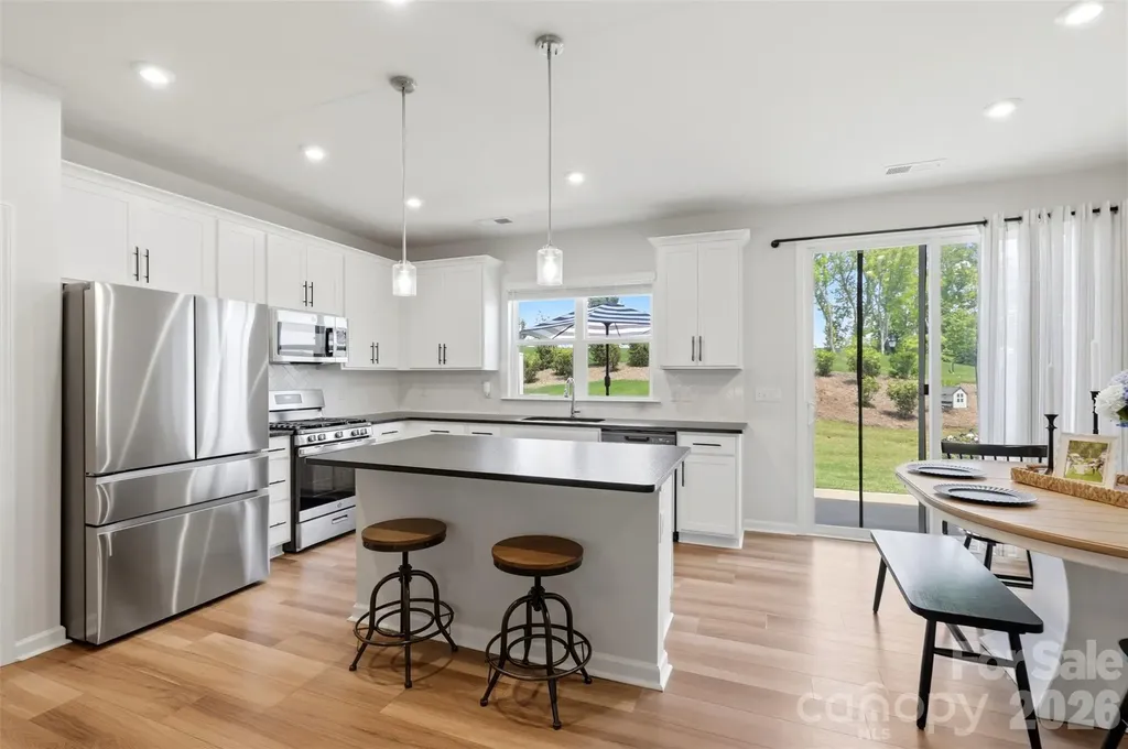 2037 Howell Creek Way Charlotte NC 28215
