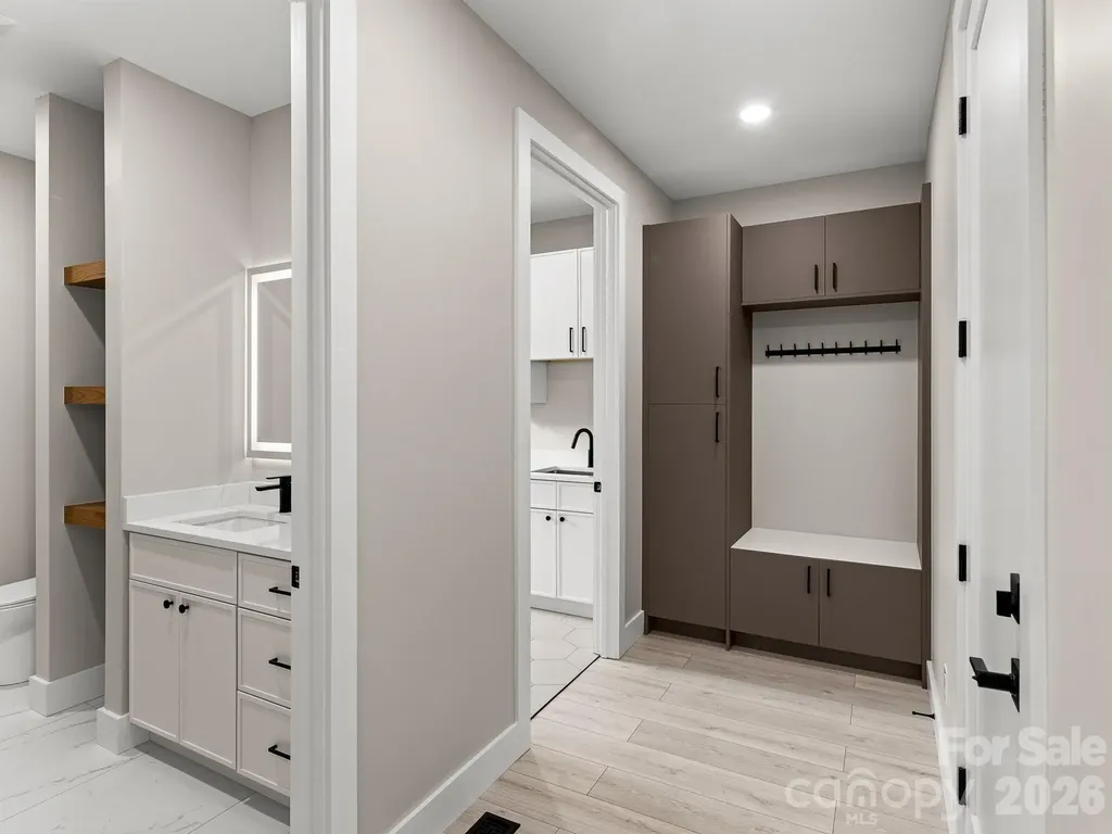 4 Tremorra Trail Leicester NC 28748