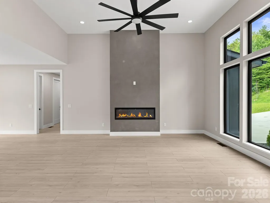 4 Tremorra Trail Leicester NC 28748