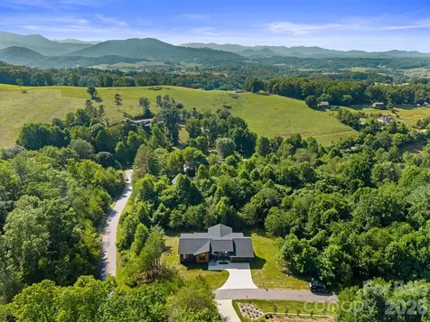 4 Tremorra Trail Leicester NC 28748