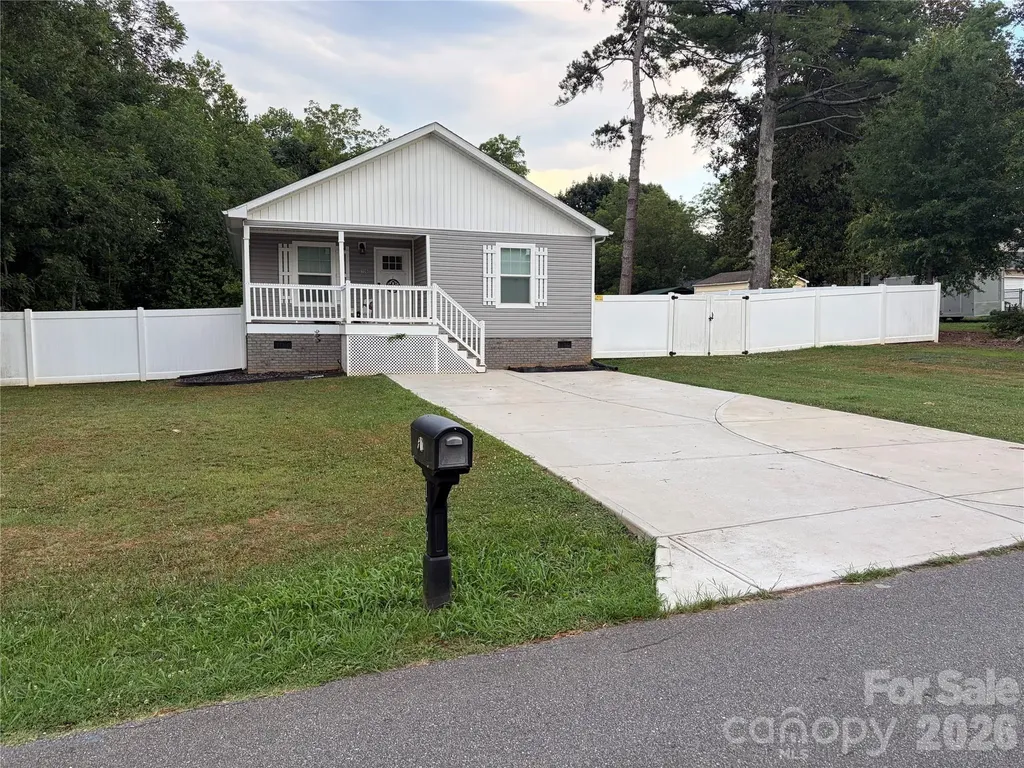 106 Beam Street Lawndale NC 28090