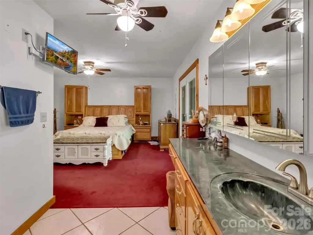 150 Sorghum Drive Waynesville NC 28785