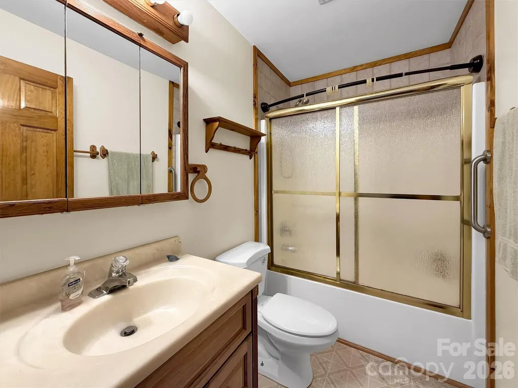 150 Sorghum Drive Waynesville NC 28785