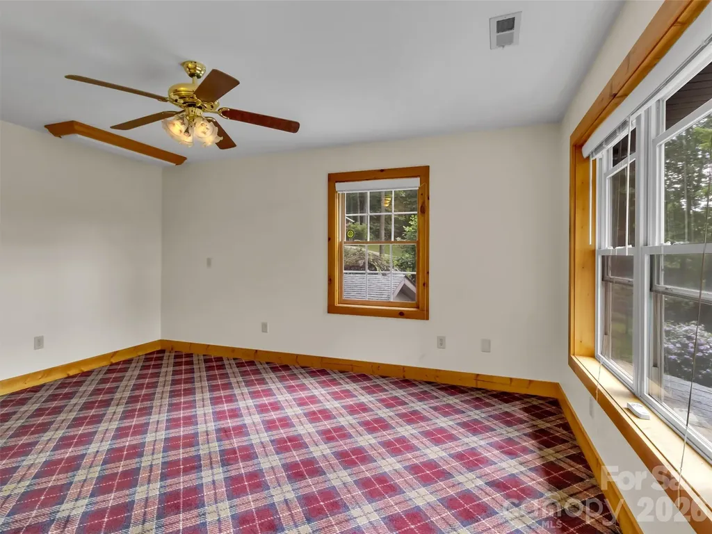 150 Sorghum Drive Waynesville NC 28785