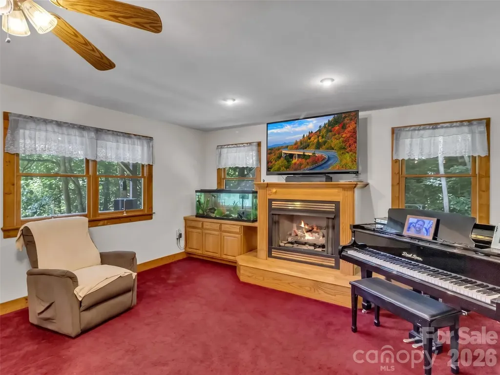 150 Sorghum Drive Waynesville NC 28785