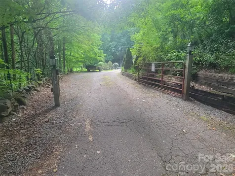 150 Sorghum Drive Waynesville NC 28785
