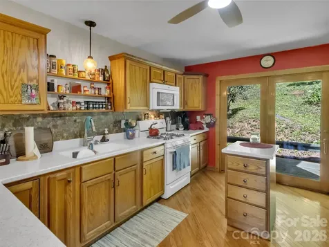 150 Sorghum Drive Waynesville NC 28785