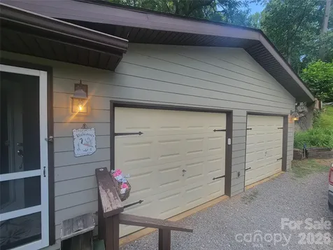 150 Sorghum Drive Waynesville NC 28785