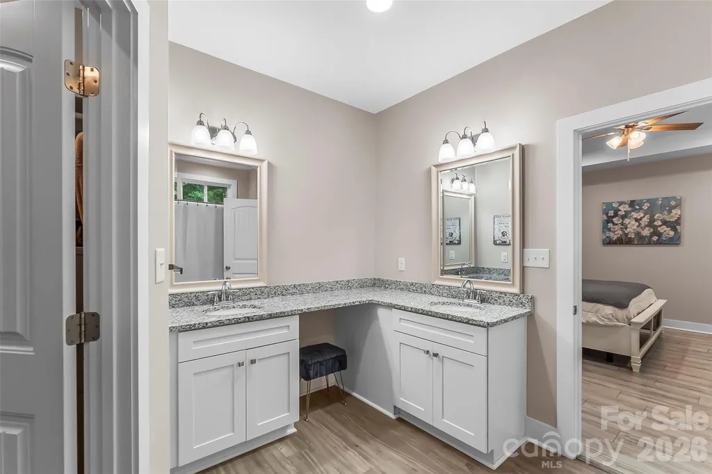 1640 Farmington Hills Drive Conover NC 28613