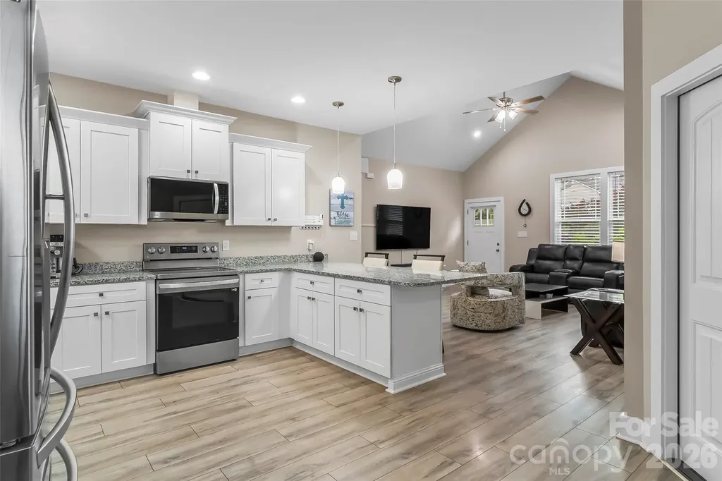 1640 Farmington Hills Drive Conover NC 28613