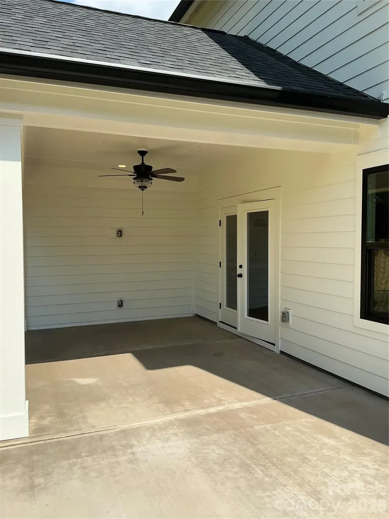 4016 Avalon Avenue Charlotte NC 28208