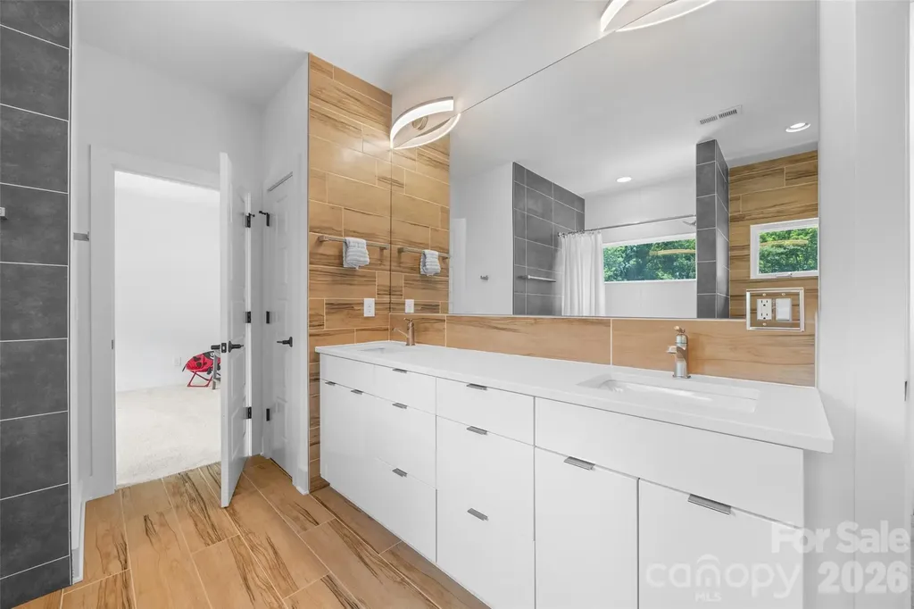1216 Goodwin Avenue Charlotte NC 28205
