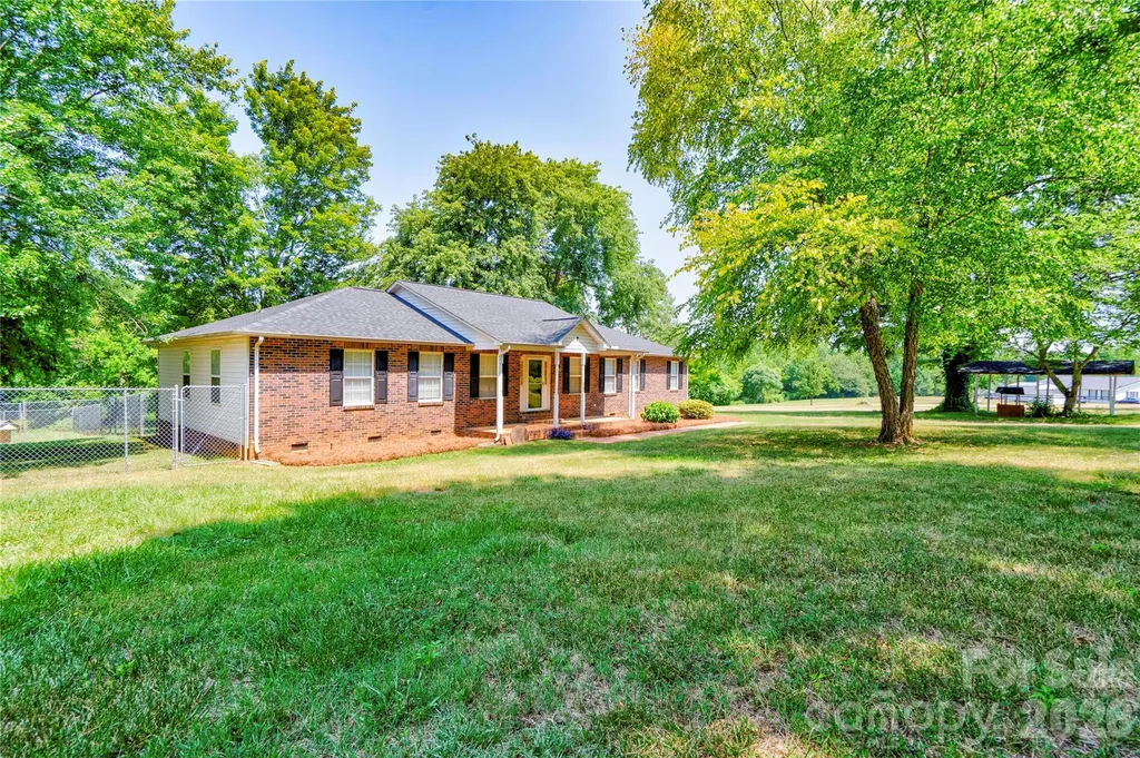 5573 Lennox Drive Kings Mountain NC 28086