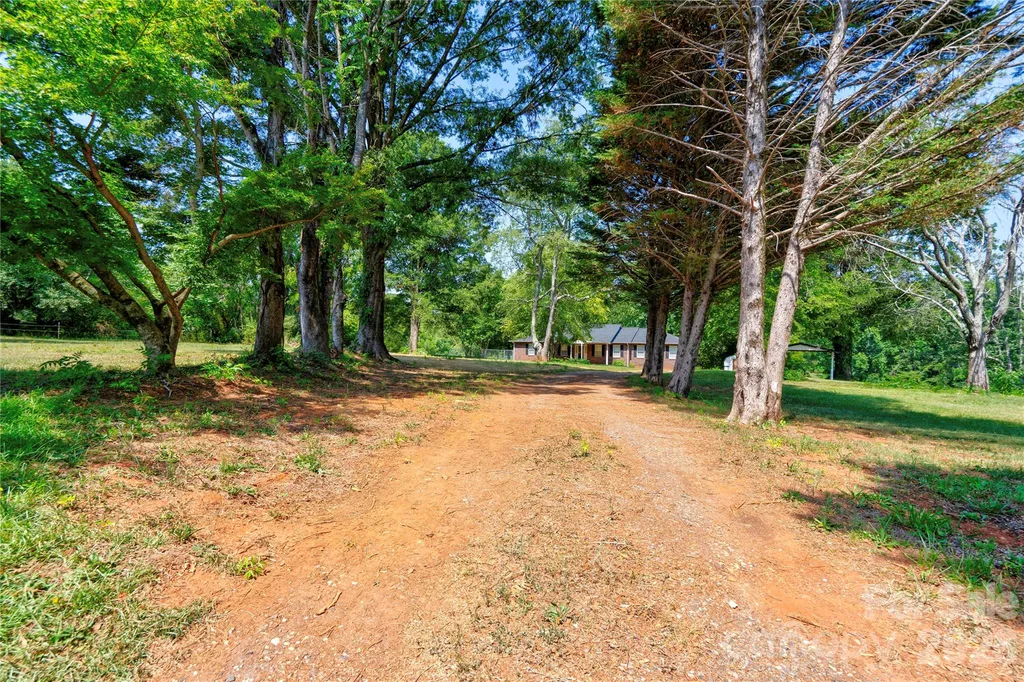 5573 Lennox Drive Kings Mountain NC 28086