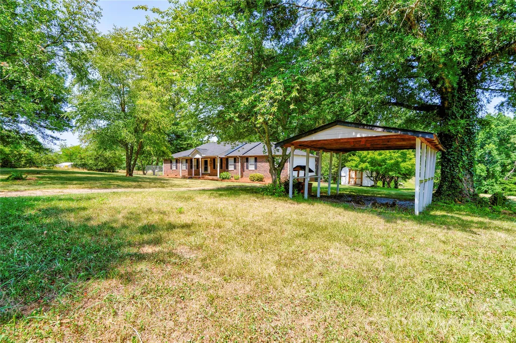 5573 Lennox Drive Kings Mountain NC 28086