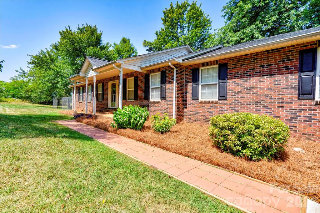 5573 Lennox Drive Kings Mountain NC 28086