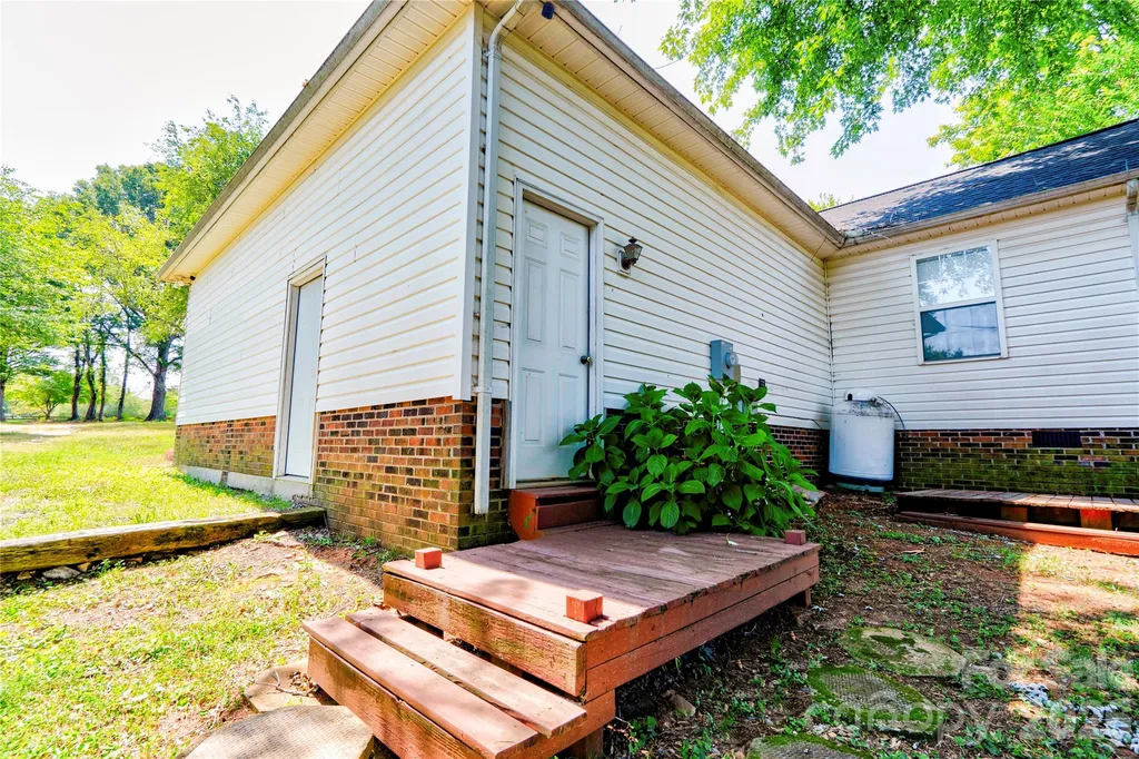 5573 Lennox Drive Kings Mountain NC 28086