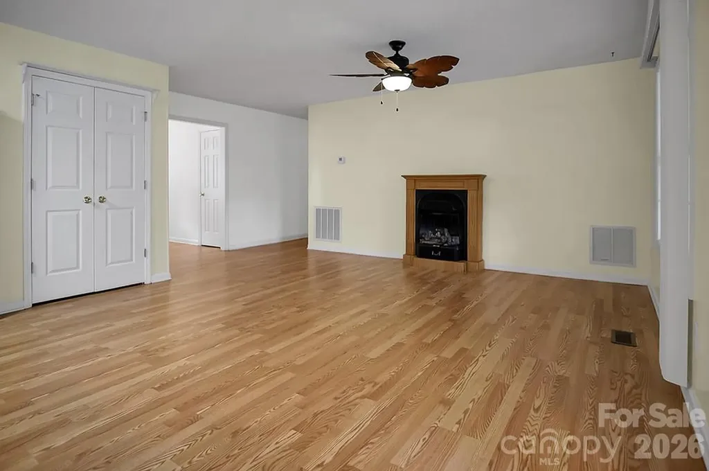 5573 Lennox Drive Kings Mountain NC 28086