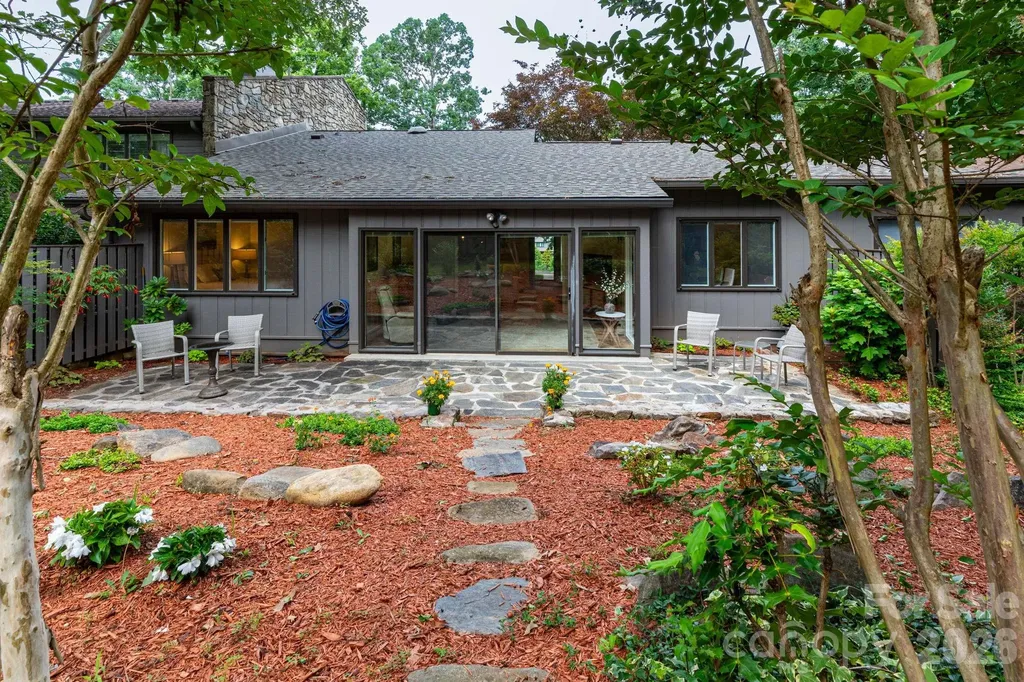 301 Crowfields Lane Asheville NC 28803
