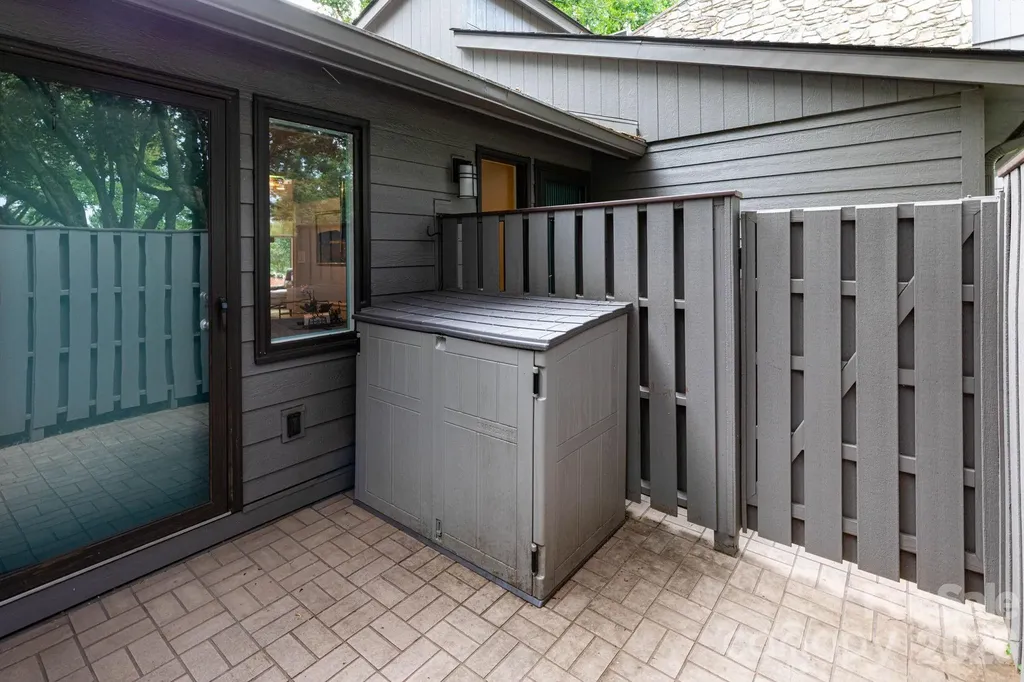 301 Crowfields Lane Asheville NC 28803