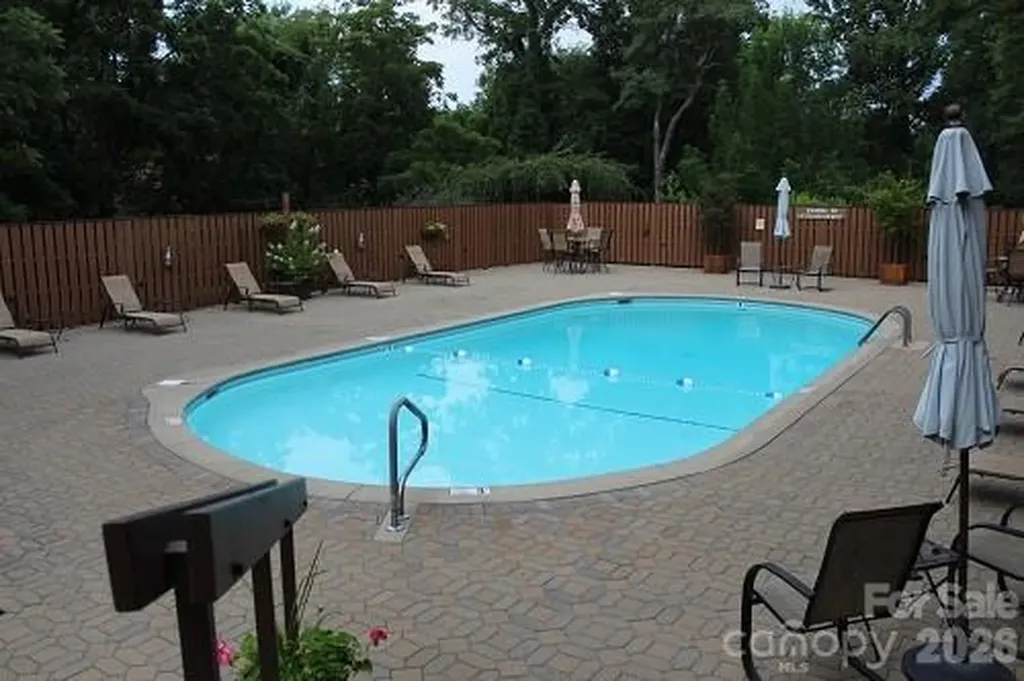 301 Crowfields Lane Asheville NC 28803
