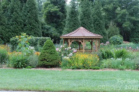 301 Crowfields Lane Asheville NC 28803