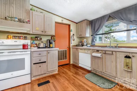 147 High Valley Estates Drive Alexander NC 28701