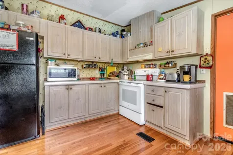 147 High Valley Estates Drive Alexander NC 28701