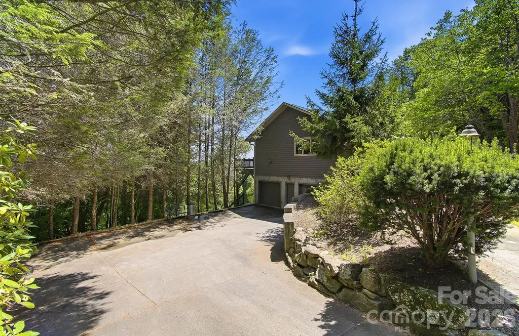 112 Windy Gap Road Asheville NC 28804